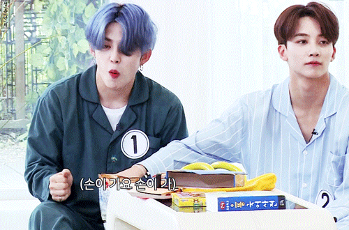 윤정한 에스쿱스가 때리는데도 미동도 없어ㅋㅋㅋㅋㅋㅋㅋ | 인스티즈