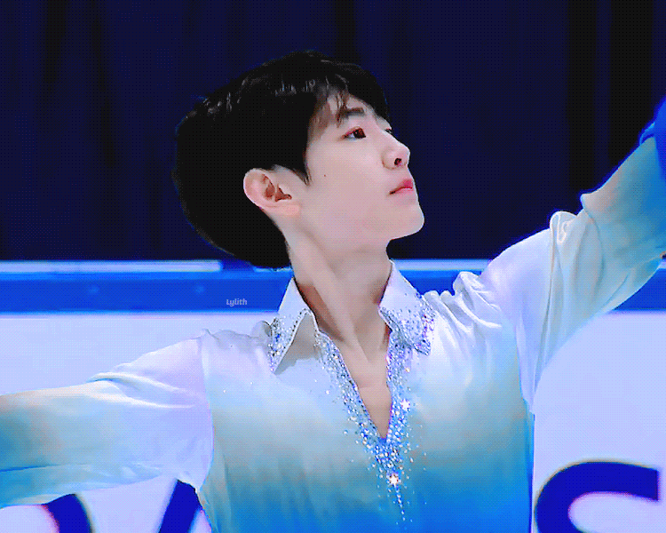 피겨 포기하고 아이돌 선택한게 옳았다는 걸 부모님께 증명하고 싶다는 아이 투표해주세요... | 인스티즈