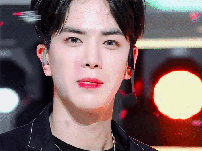 그냥 비오니까 잘생긴거 보고싶어서 올림 | 인스티즈