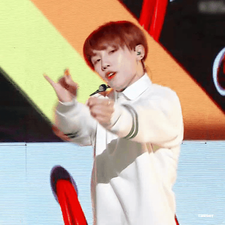 우리 얘 자기 입으로 데뷔초때 아이돌 활어회차라 그랬음 | 인스티즈