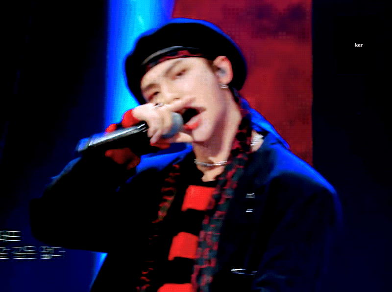 얘는 춤도 잘추지만 무대에서 표정이 미쳤어 진짜 | 인스티즈