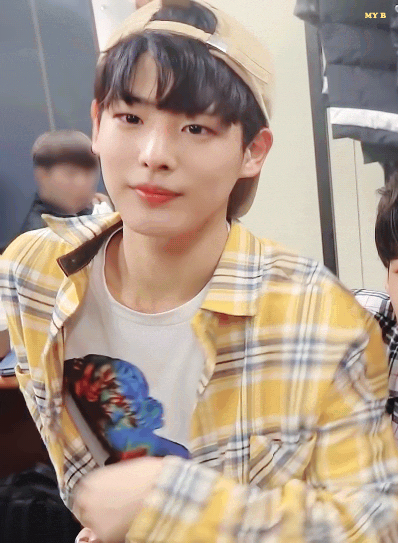 난 이 사진 하루에 500번 봐 | 인스티즈