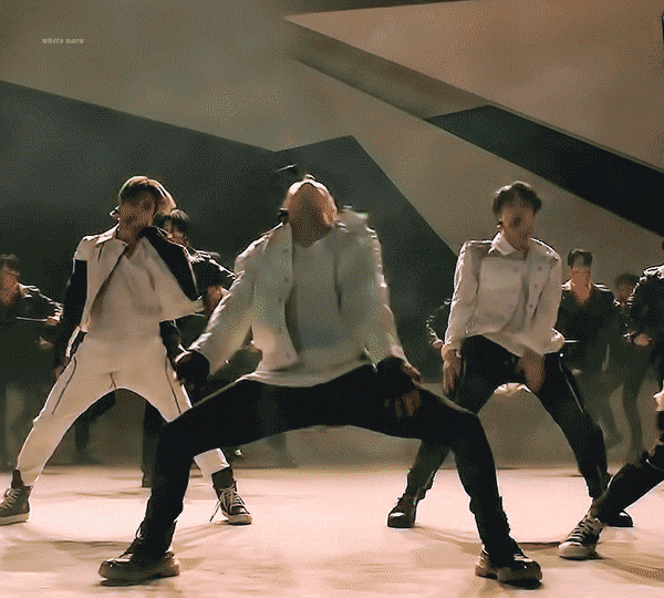 난 방탄이 귀엽거나 멋지거나 둘 중 하나만 했음 좋겠어 | 인스티즈