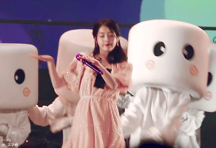 방금 아이유짤주웠는데 진짜 딱 귀엽+예쁨 이다 .. | 인스티즈