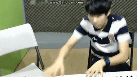 연습생 때부터 웃겼던 아이돌 | 인스티즈