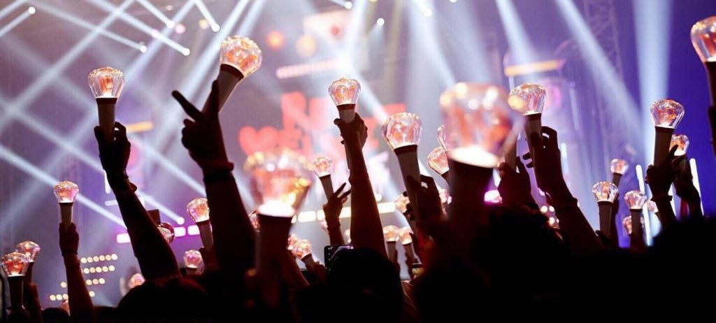 처음으로 권태없는 애정을 알려준 울애들 6주년 축하해🎀 | 인스티즈