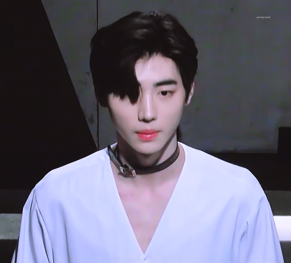 박성훈 어제자 움짤 | 인스티즈