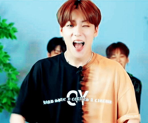 온앤오프 브이앱 공무원이라고 하지말자.. | 인스티즈