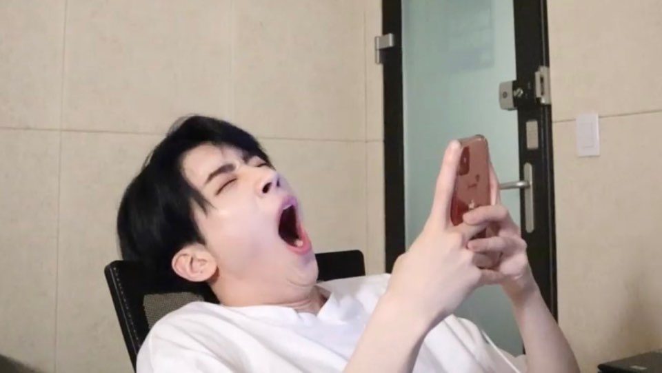 입 벌리면 나랑 사귀는거다 | 인스티즈