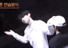 박성훈 진짜 새하얗고 단정 깔끔한 이미지에 성격 얌전해서 나른미도 있는데 | 인스티즈