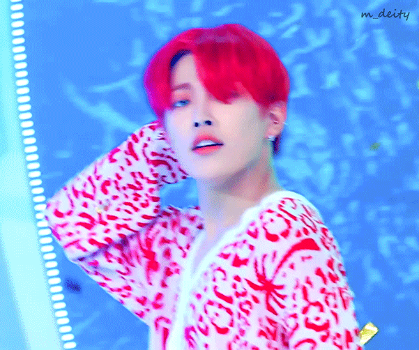 에이티즈 홍중 ❤️vs💙 | 인스티즈