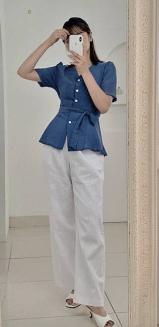 이 파란블라우스 흰바지 말고 뭐랑 또 잘 어울릴까?? | 인스티즈