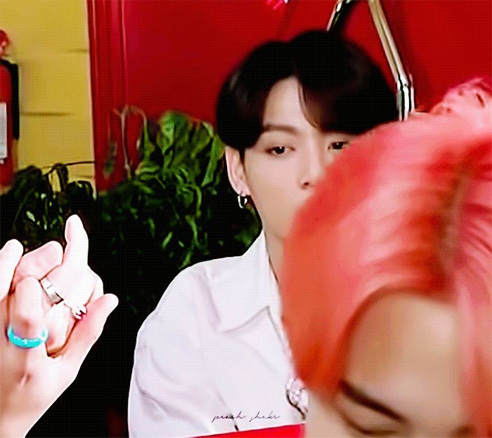 누가 전정국 깨우노 깨우지마 | 인스티즈