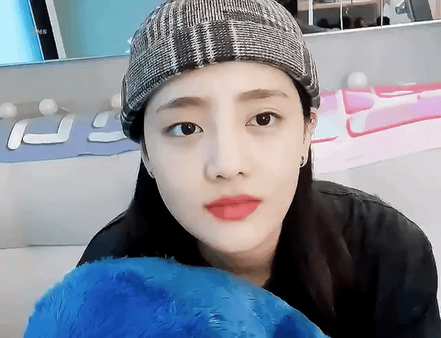 김민니 얼굴 반칙이다 솔직히... | 인스티즈