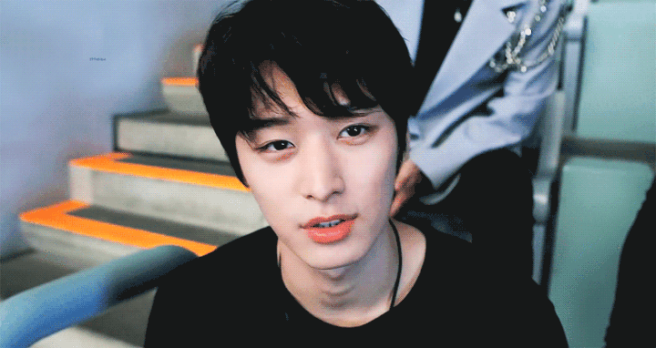 다들.. 더우시죠..?인간아이스박스 우리애 얼굴 한번만 보고가세요.. | 인스티즈