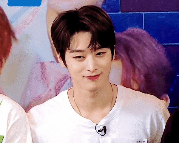 다들.. 더우시죠..?인간아이스박스 우리애 얼굴 한번만 보고가세요.. | 인스티즈