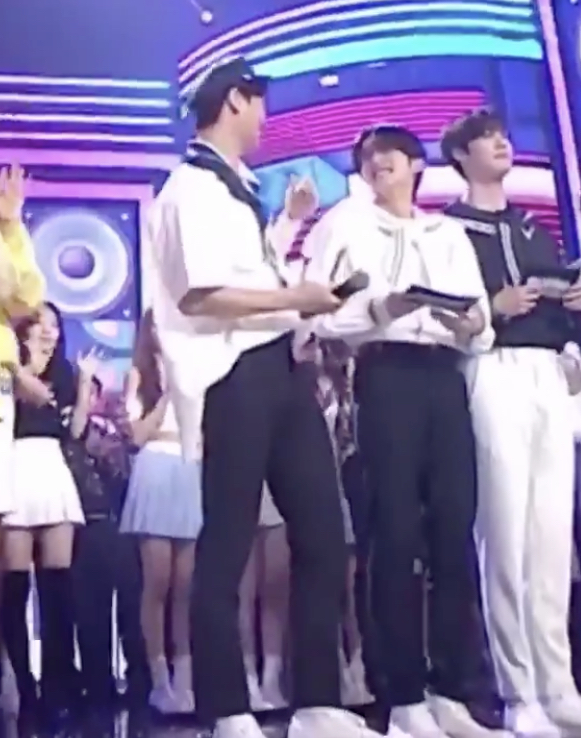 요새 아스트로 문빈 베리베리 강민 케미 좋아하는 사람 많나봐 | 인스티즈