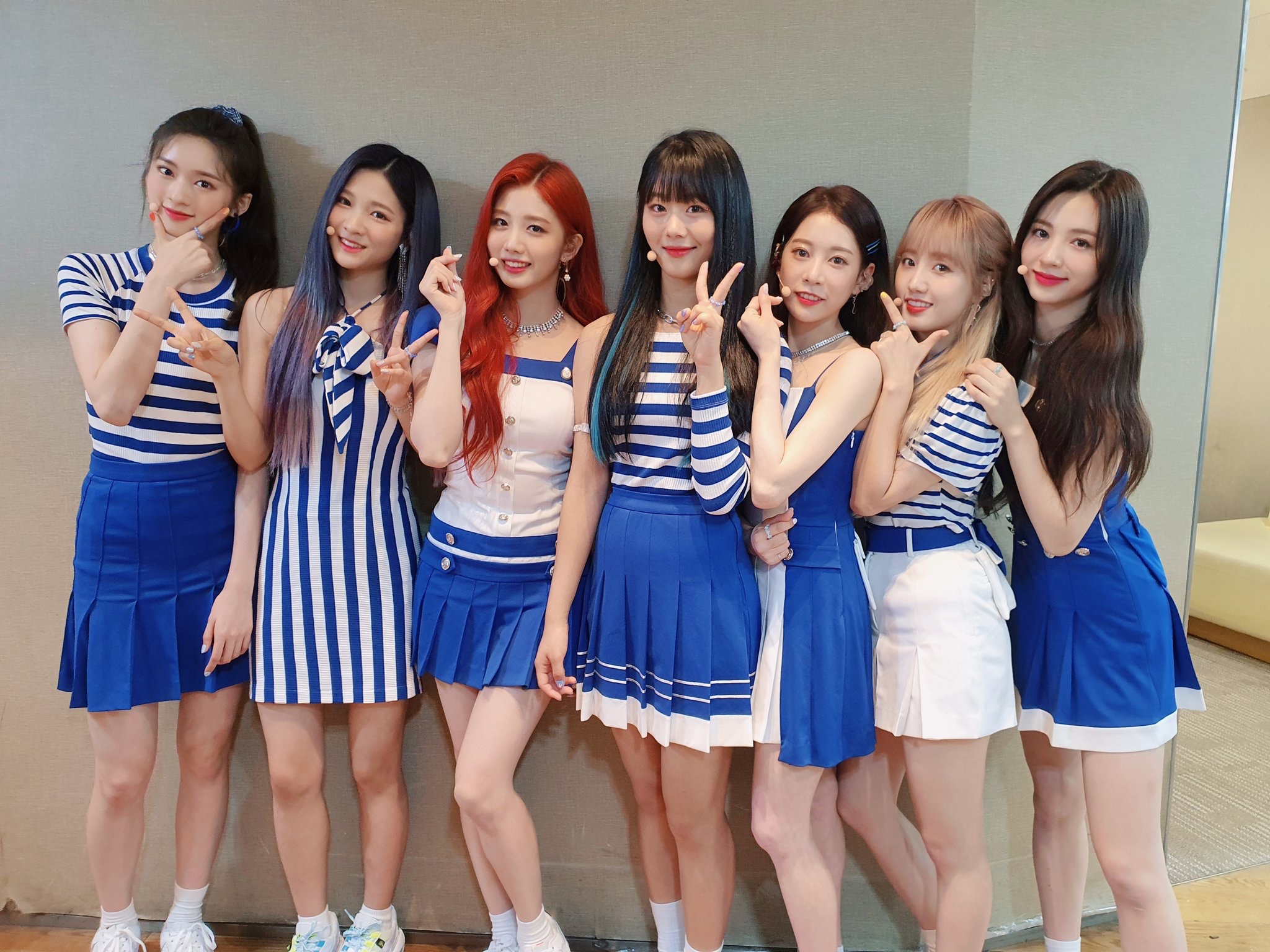 오늘자 체리블렛 단체사진🍒 | 인스티즈