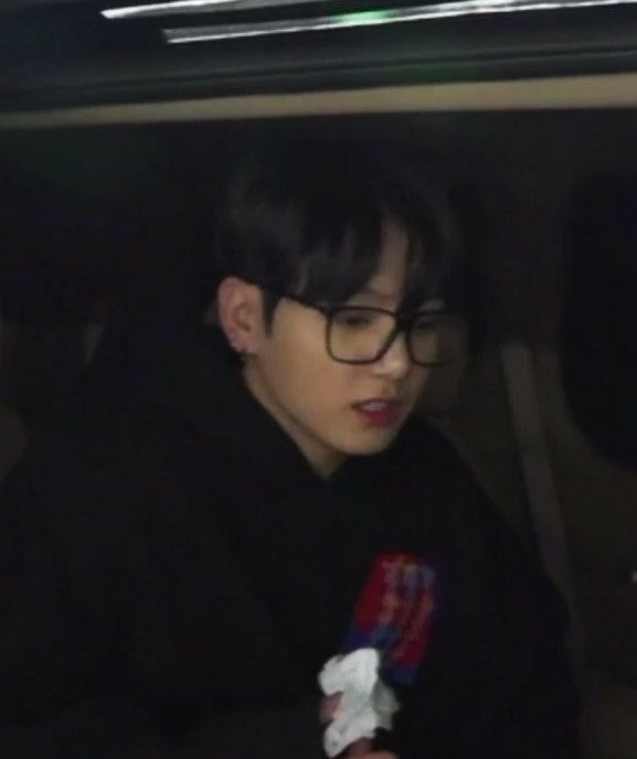 정국이 이 사진은 진짜 중고딩이라해도 믿겠다 ㅋㅋㅋㅋㅋㅋ | 인스티즈