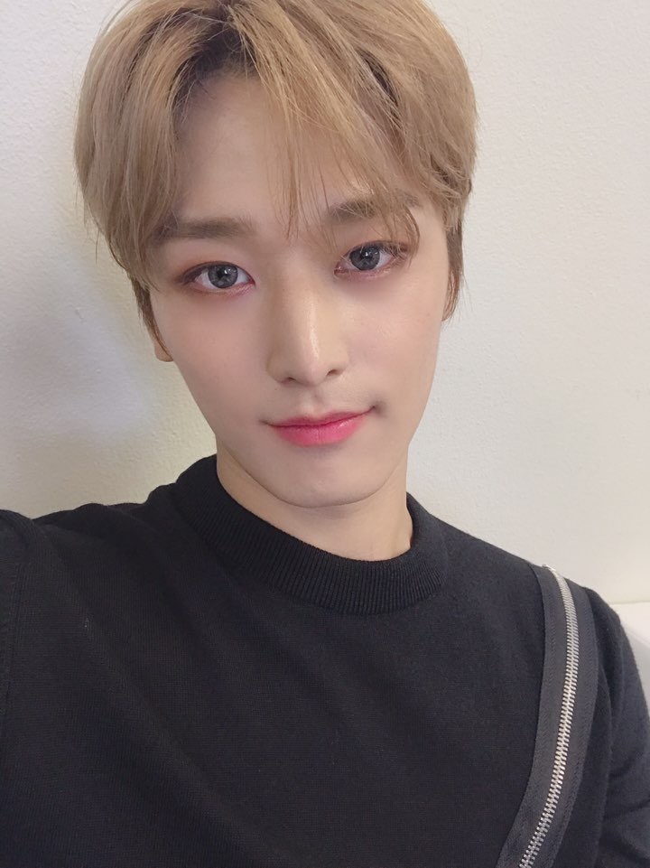 이거 ◠‿◠이모티콘 진짜 더보이즈 주연같아 | 인스티즈