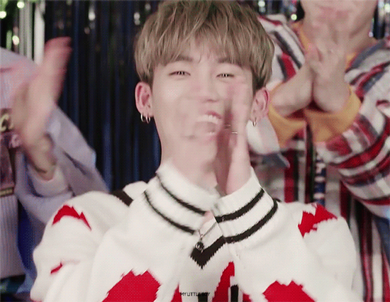 트레저 리더 두명 무대 밑에서 순둥순둥하게 생겼어ㅋㅋㅋㅋㅋㅋㅋ | 인스티즈