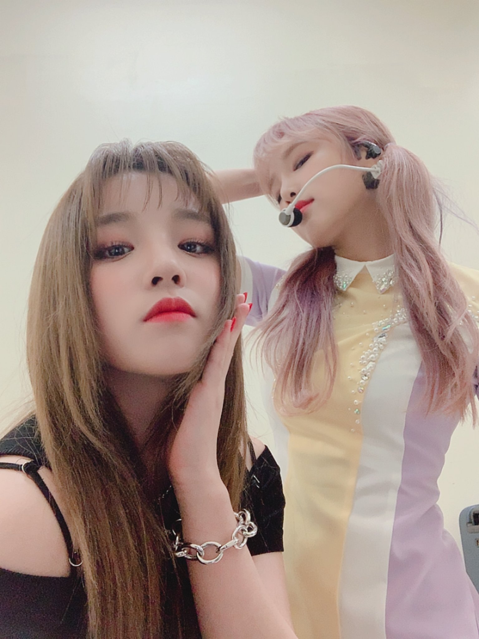 나만 아이들 우기랑 아이즈원 예나 그림체 비슷해 보임? | 인스티즈