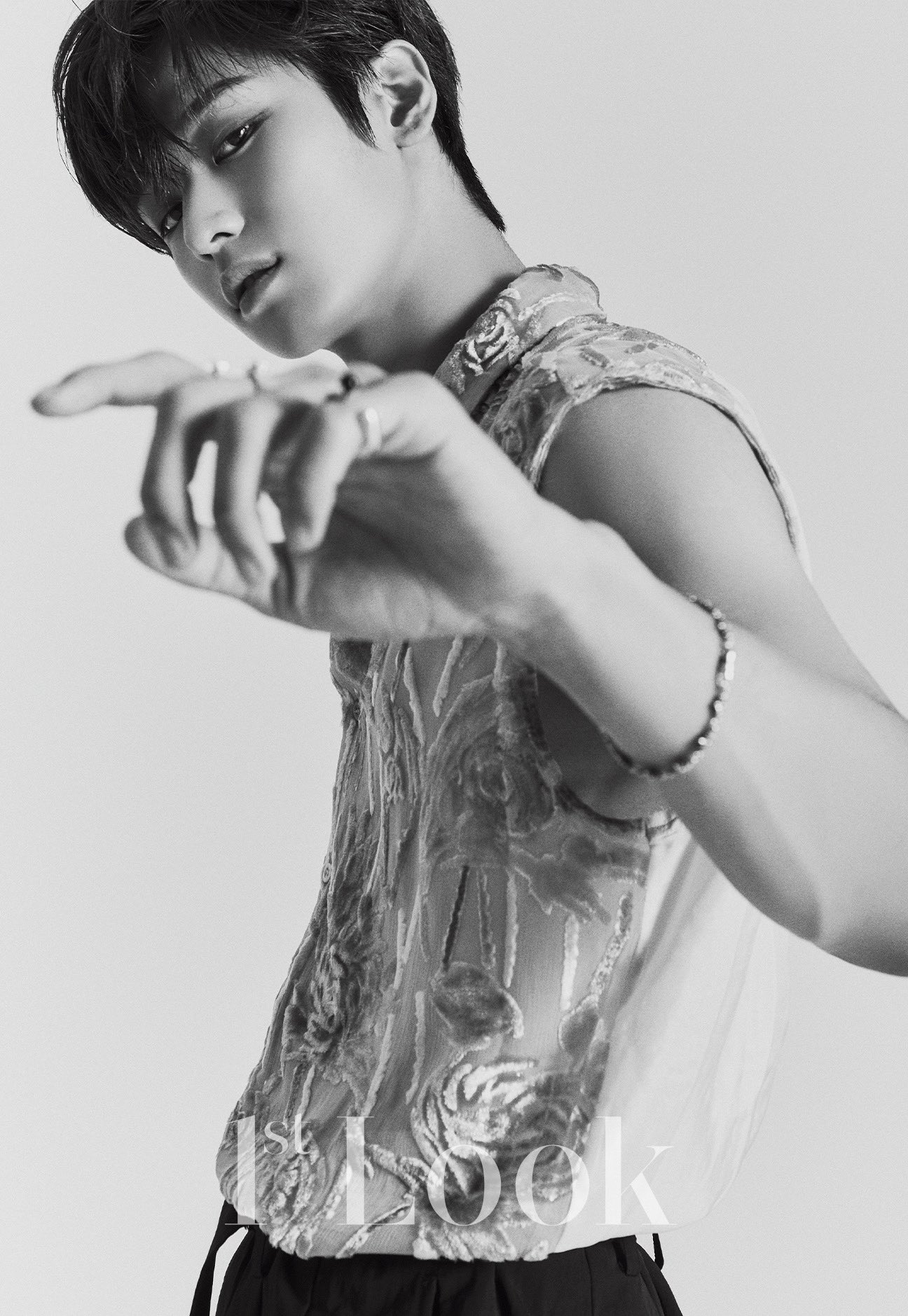 그니까.. 이 옷이라는거잖아.. 이주연 | 인스티즈