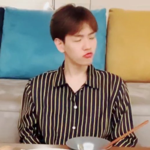 백현이 진짜 무섭다.... | 인스티즈