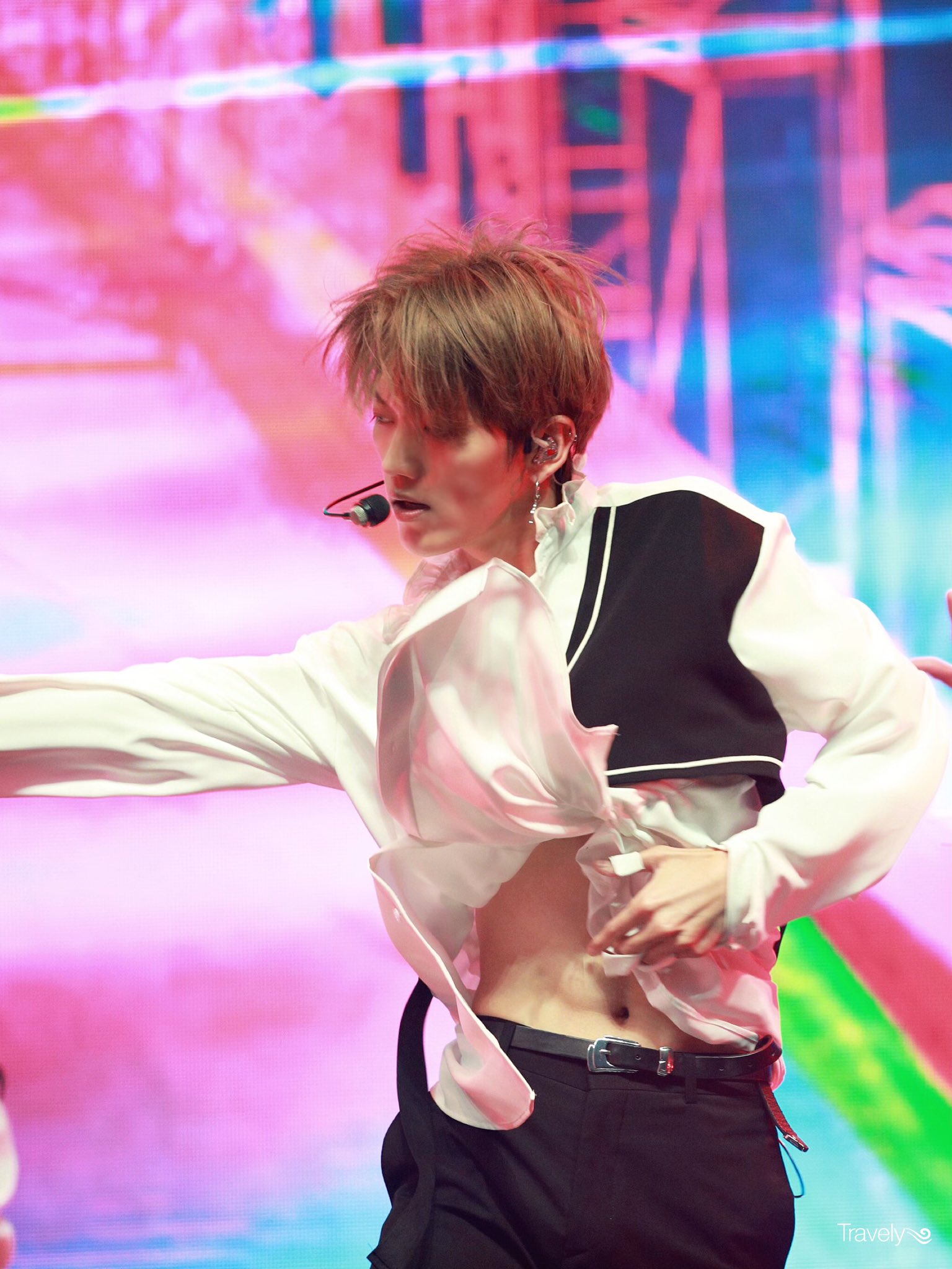 온앤오프 이번활동에도 복근있나여? | 인스티즈