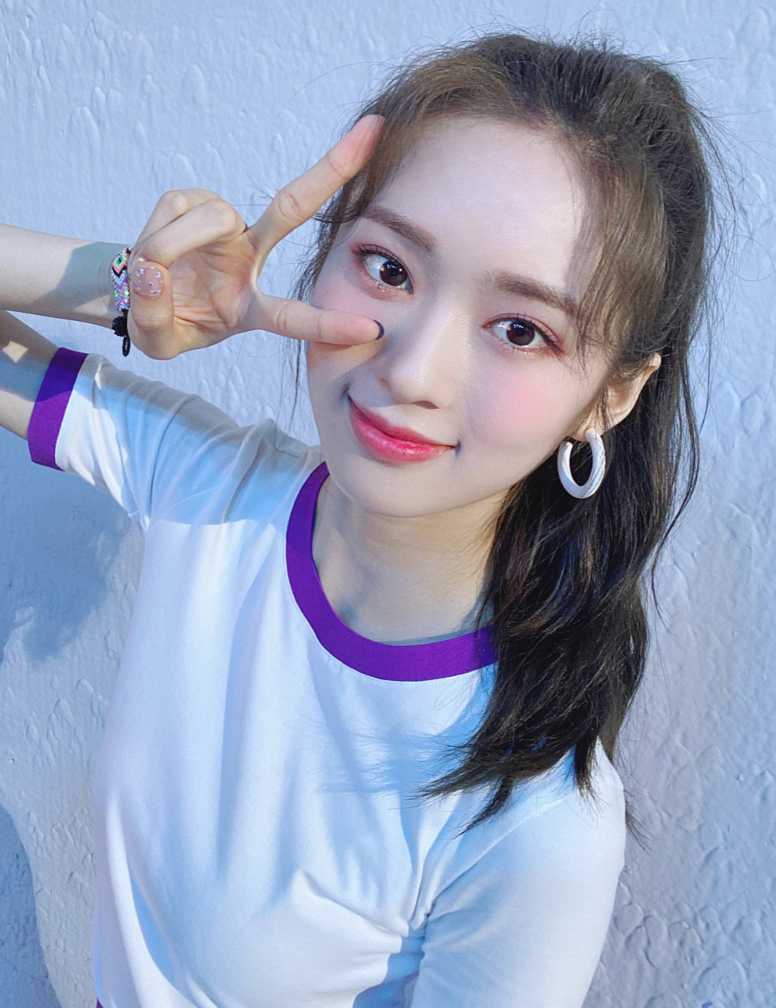 나 진짜 다 걸고 FNC랑 1도 연관없는 사람인데 이번에 체리블렛 너무 좋음ㅠㅠㅠㅠㅠㅠㅠㅠㅠㅠ | 인스티즈