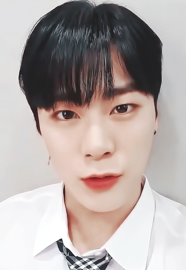 얘 얼굴 변했다는거 나만 이해안가냐 | 인스티즈