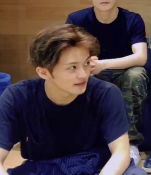 🔥피지컬 핫한 남돌 누구 있어?🔥 | 인스티즈