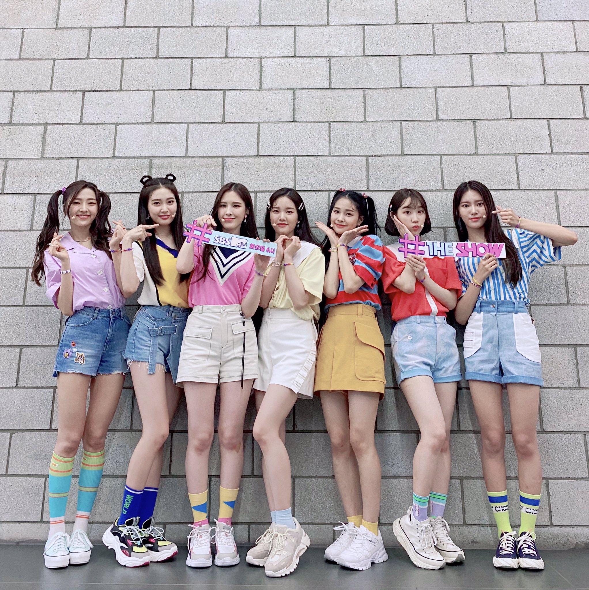 위클리 코디 바지 입히는거 너무 좋다 | 인스티즈