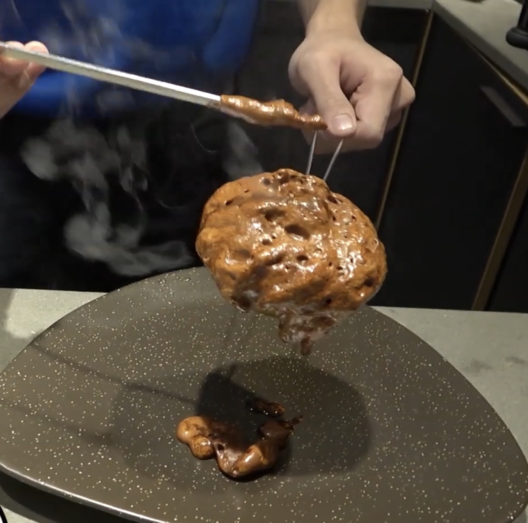 달고나를 이렇게 만드는 사람 처음 봐 진짜 어이없고 웃기다 | 인스티즈