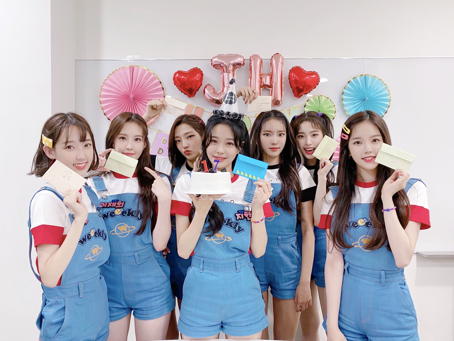 위클리 코디 바지 입히는거 너무 좋다 | 인스티즈