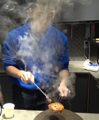 달고나를 이렇게 만드는 사람 처음 봐 진짜 어이없고 웃기다 | 인스티즈