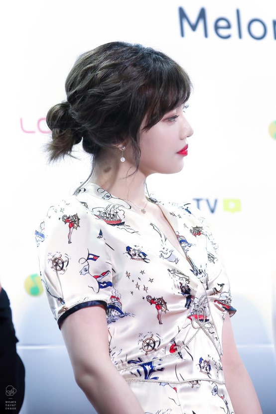 옆모습이 밀가루 인형같은 여돌 | 인스티즈