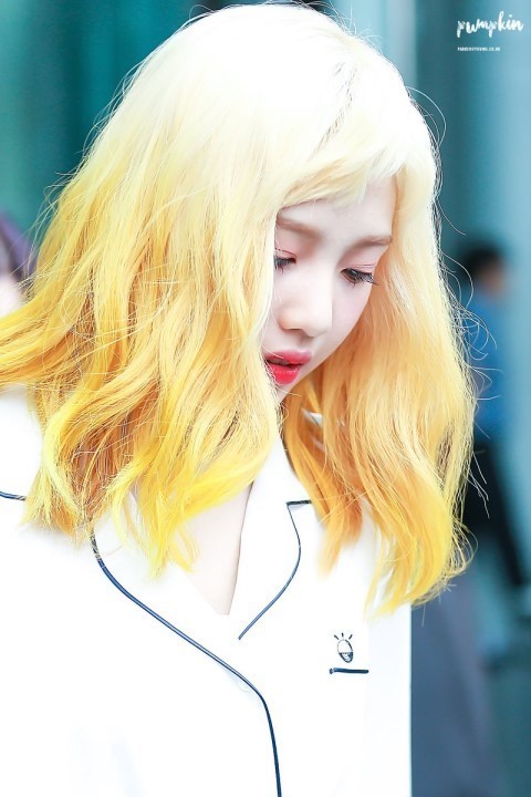 옆모습이 밀가루 인형같은 여돌 | 인스티즈