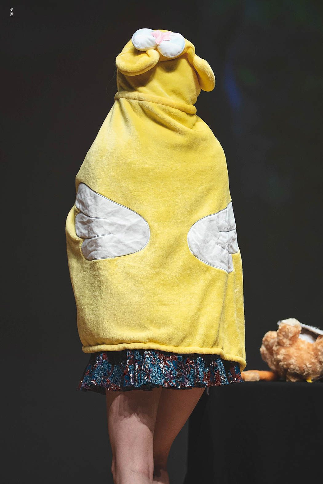 우리애는 뒷모습이 넘 작고 소중하게 생겼어ㅠㅠㅠ | 인스티즈