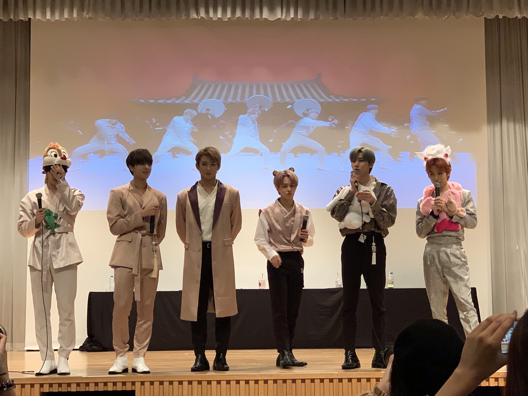 원어스 덩치차이...... | 인스티즈