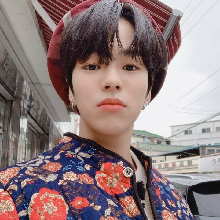 내가 와쥐면 윤재혁 얼굴 온세상에 걸고 다녔음 | 인스티즈