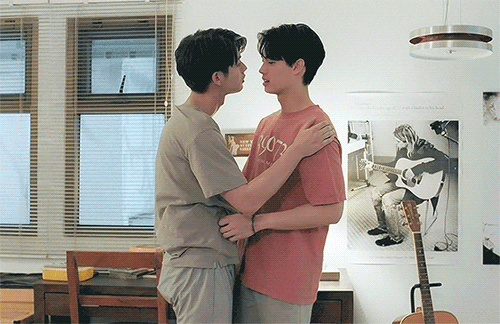 ㄱ 새벽이니 뿌리는 BL 드라마 짤들🔥 | 인스티즈