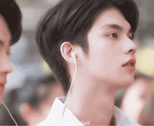 브라이트..? 바잇..? 아는 사람 | 인스티즈