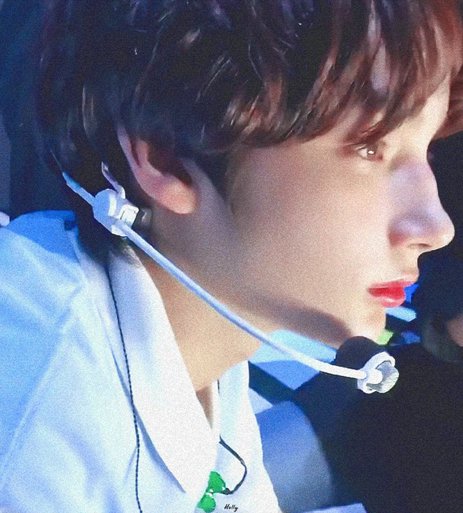 얘 진짜 올림포스에서 한자리 하고 있을 것 같이 생김 | 인스티즈