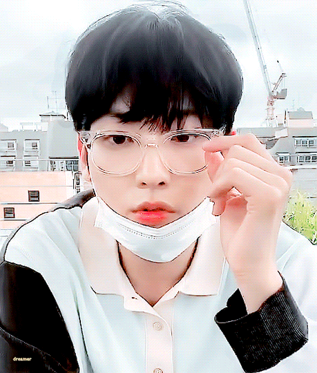 근데 인성은 키 아는데 그래도 작을것같음 | 인스티즈