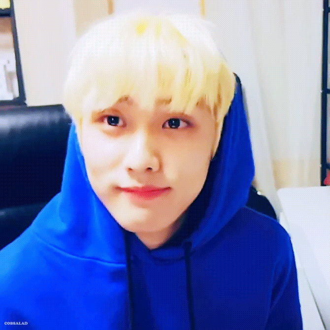 더보이즈 제이콥 진짜 너무 귀엽다 이 움짤 미친거 아니야? 본인도 귀여운거 아나봐 이날 대체 언제여 | 인스티즈