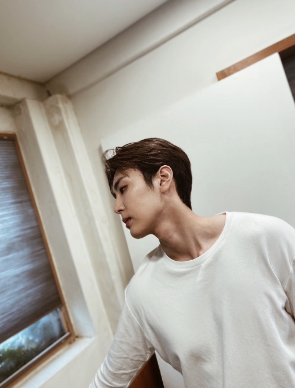 진짜 이재윤 잘생겼다 | 인스티즈