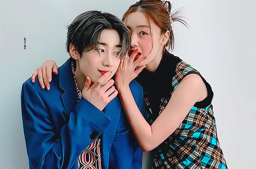 누나들 사이에 껴있는 한입거리 | 인스티즈