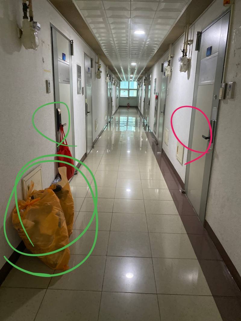 🛑🛑 맨날 집앞에 쓰레기두는집 어떻게 엿먹일까 🛑🛑 - 인스티즈(instiz) 일상 카테고리