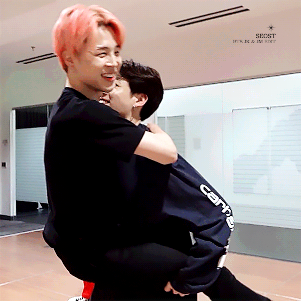 ㄱ 이거 뜬날 부터 하루에 최소 1n번씩 보고있는데 계속 봐도 계속 설렘 | 인스티즈